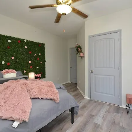 Supervalue Suite #8 @ East End Revitalized